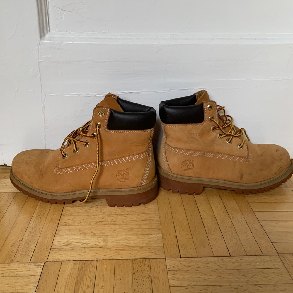 Timberland size 7 1/2